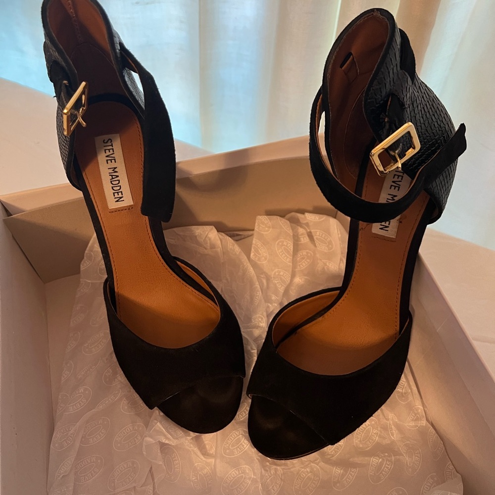 Steve Madden Step out shoes